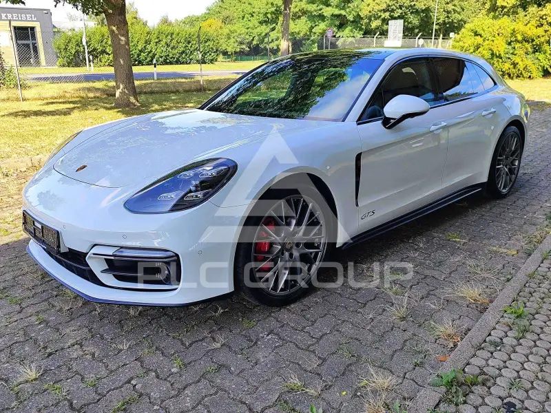 2023 Porsche Panamera