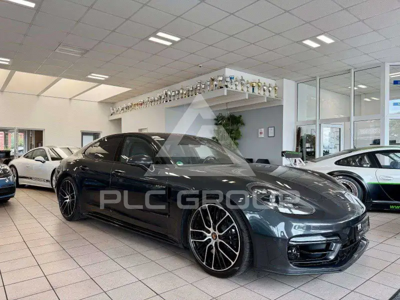 2023 Porsche Panamera