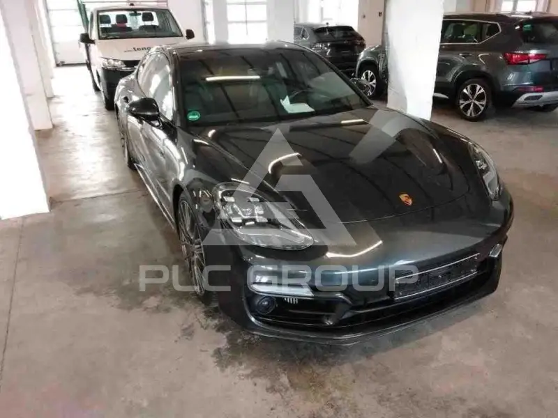 2023 Porsche Panamera