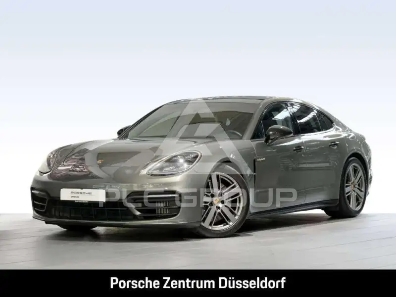 2023 Porsche Panamera