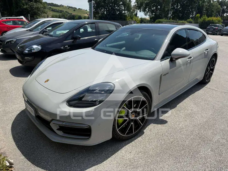 2023 Porsche Panamera