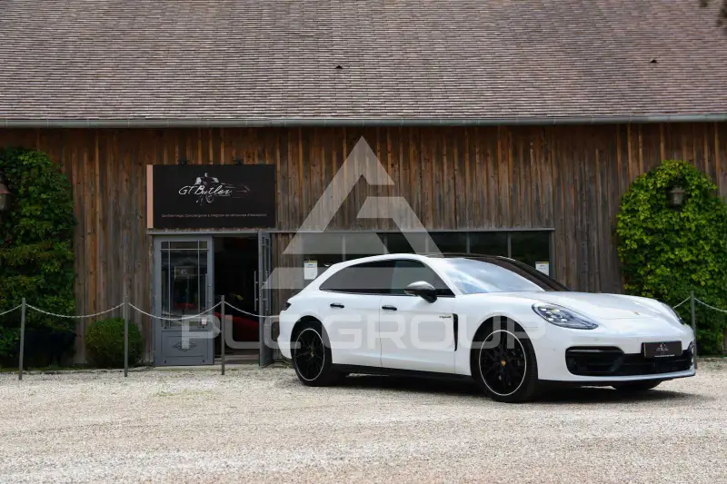 2023 Porsche Panamera