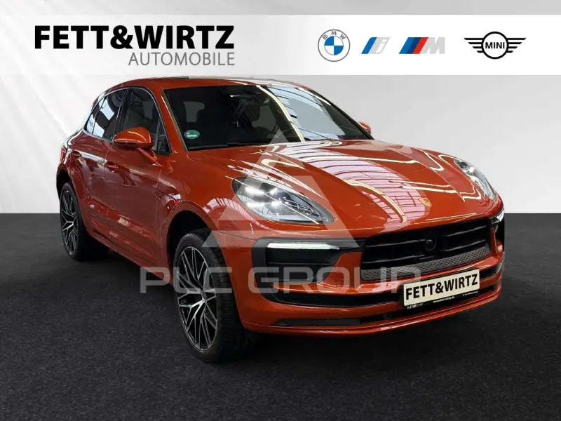2023 Porsche MACAN