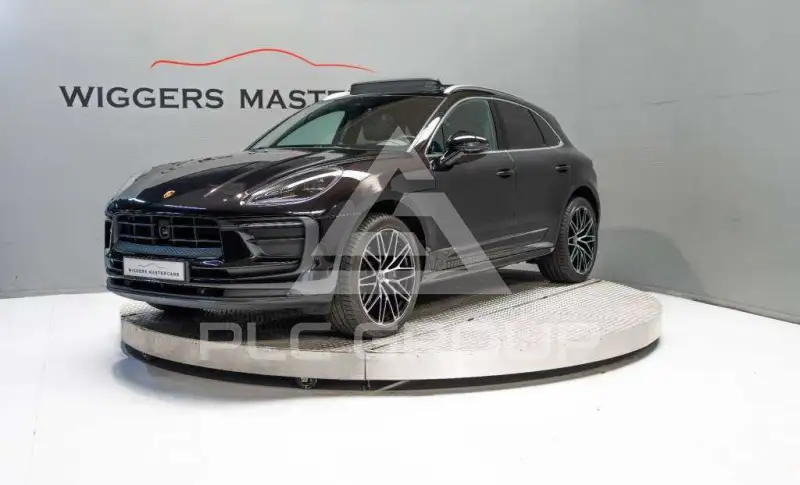 2023 Porsche MACAN