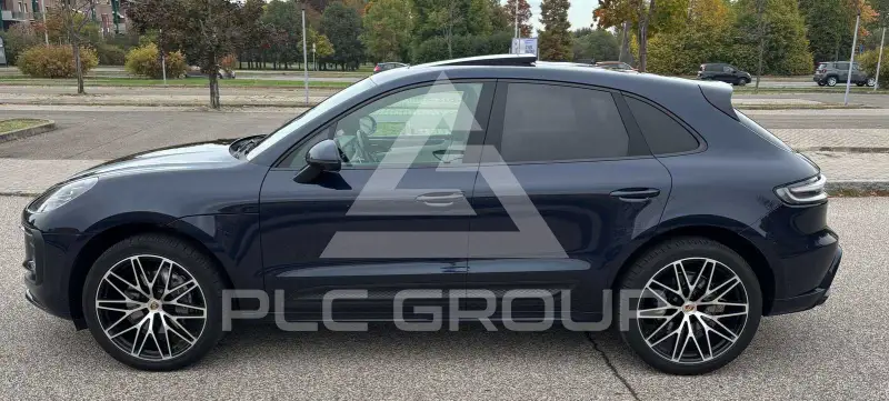 2023 Porsche MACAN