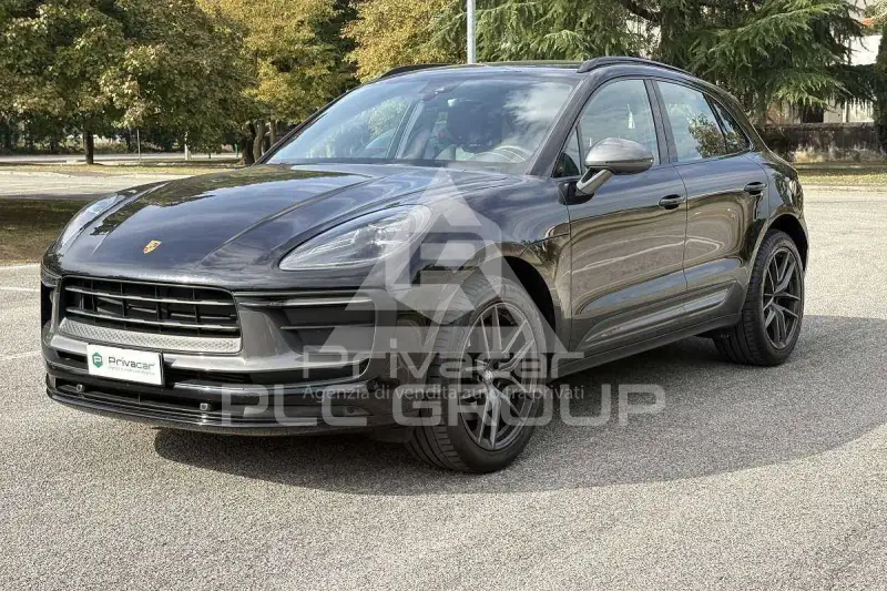 2023 Porsche MACAN