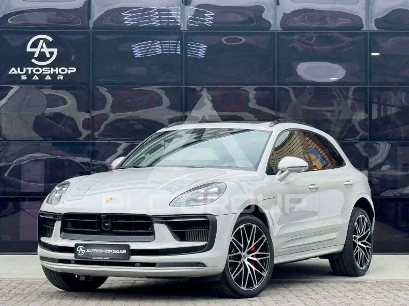 2023 Porsche MACAN