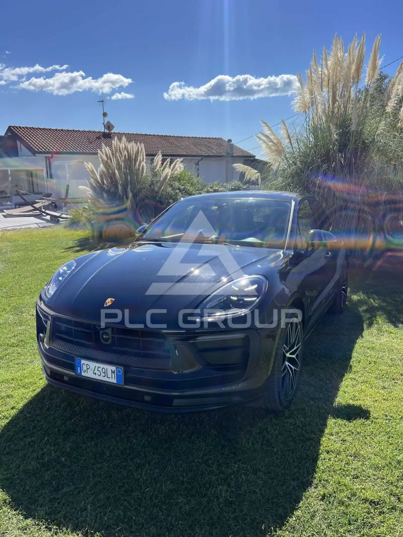 2023 Porsche MACAN