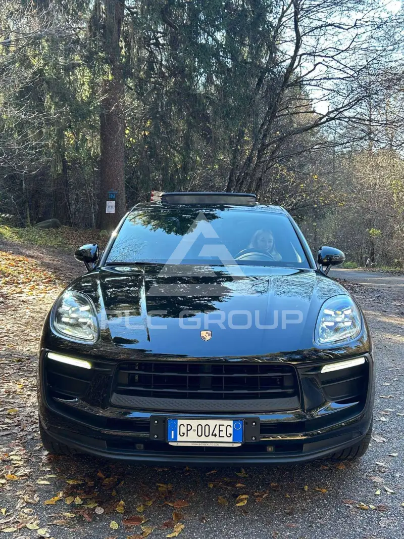 2023 Porsche MACAN