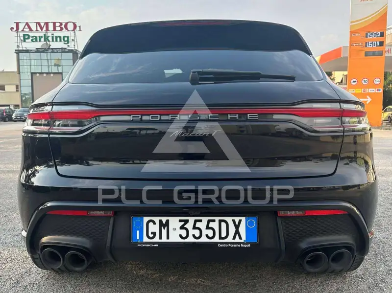 2023 Porsche MACAN