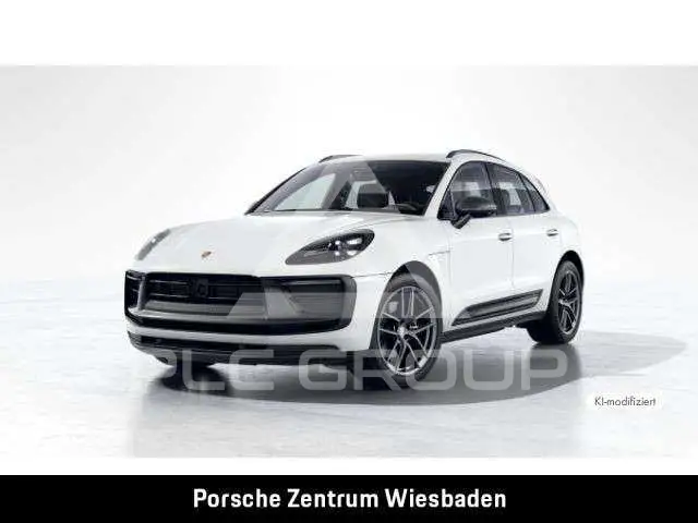2023 Porsche MACAN