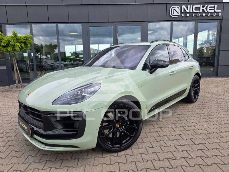 2023 Porsche MACAN