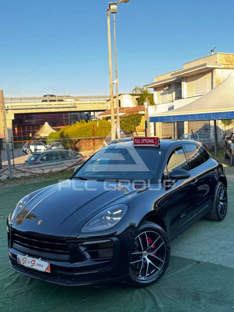 2023 Porsche MACAN