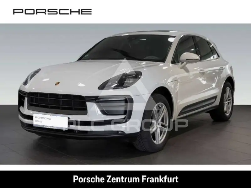 2023 Porsche MACAN