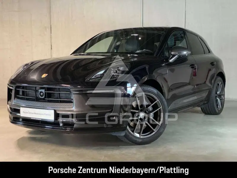 2023 Porsche MACAN