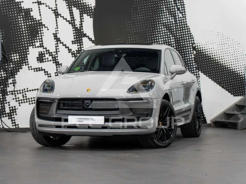 2023 Porsche MACAN