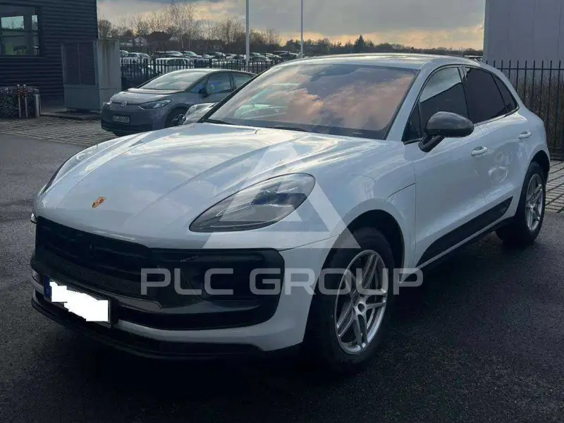 2023 Porsche MACAN