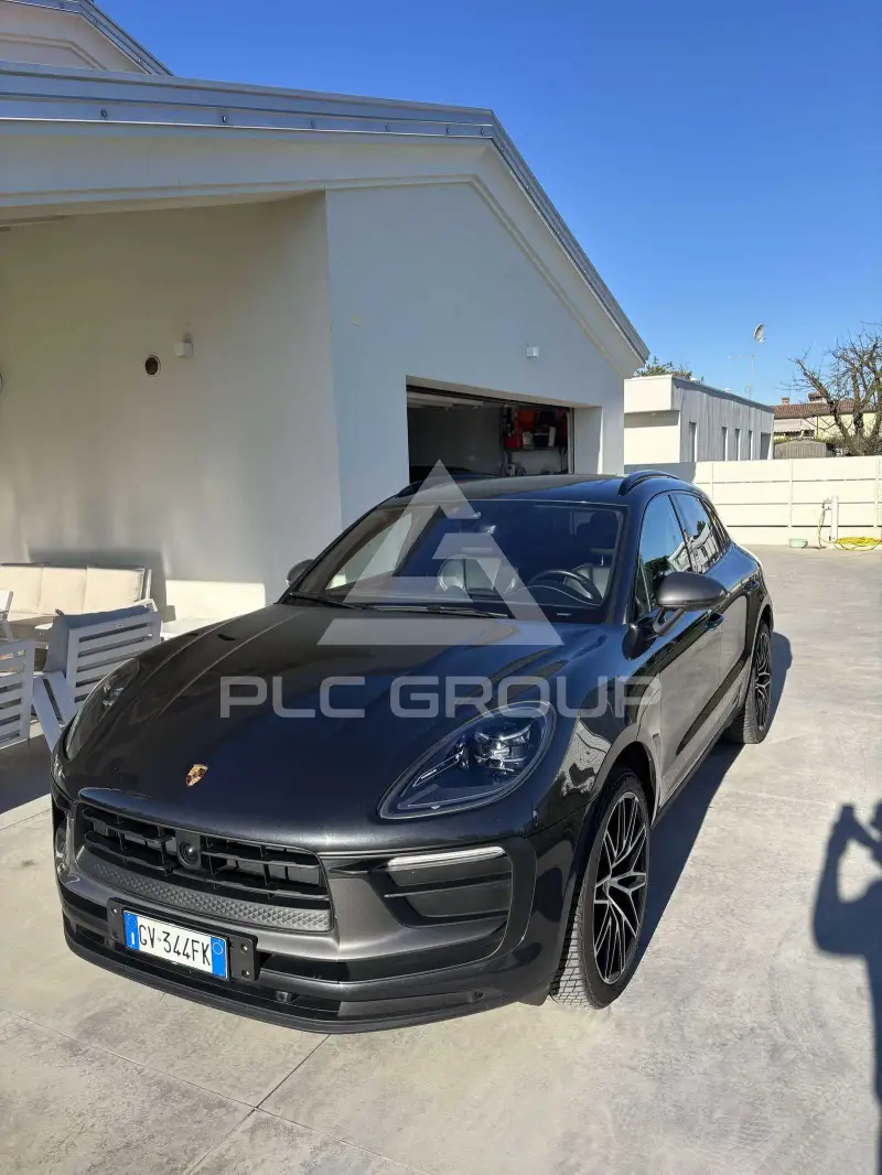 2023 Porsche MACAN