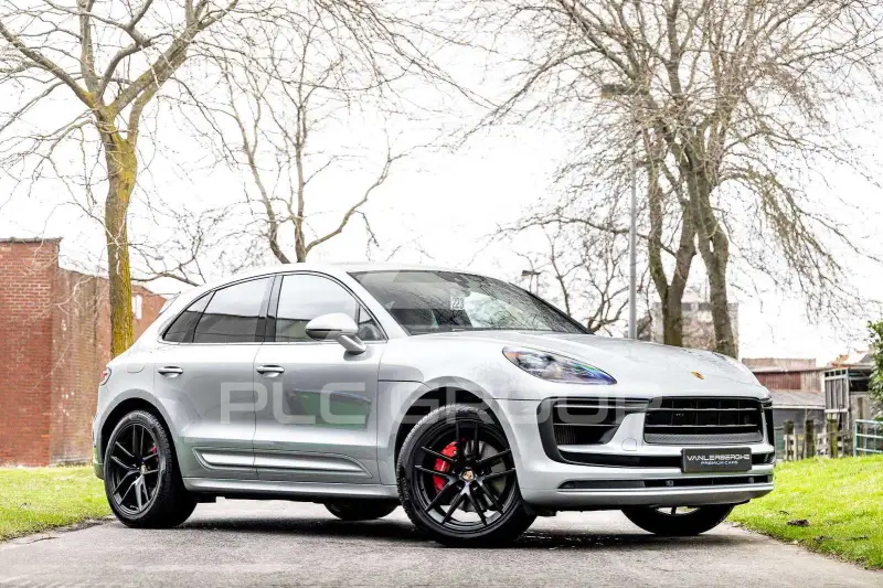 2023 Porsche MACAN