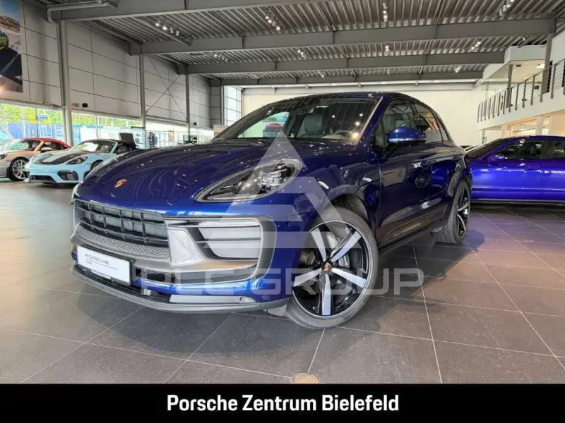 2023 Porsche MACAN