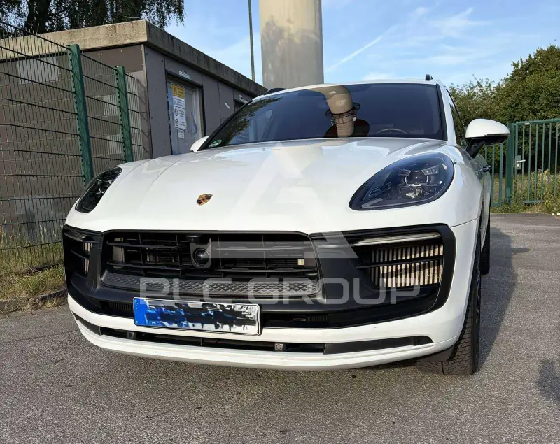 2023 Porsche MACAN