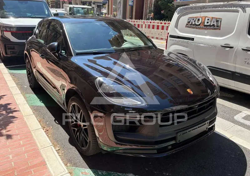 2023 Porsche MACAN