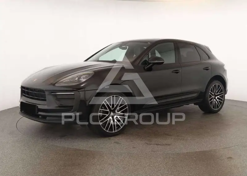 2023 Porsche MACAN