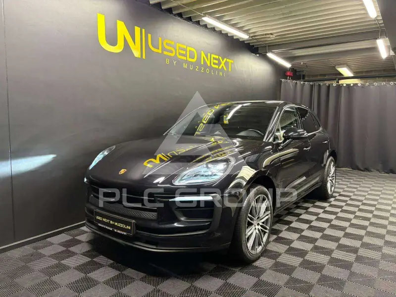 2023 Porsche MACAN