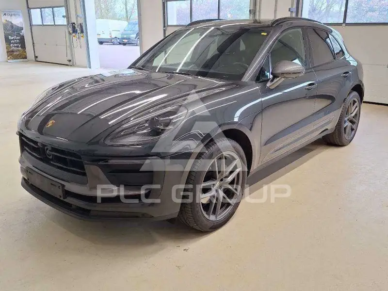 2023 Porsche MACAN
