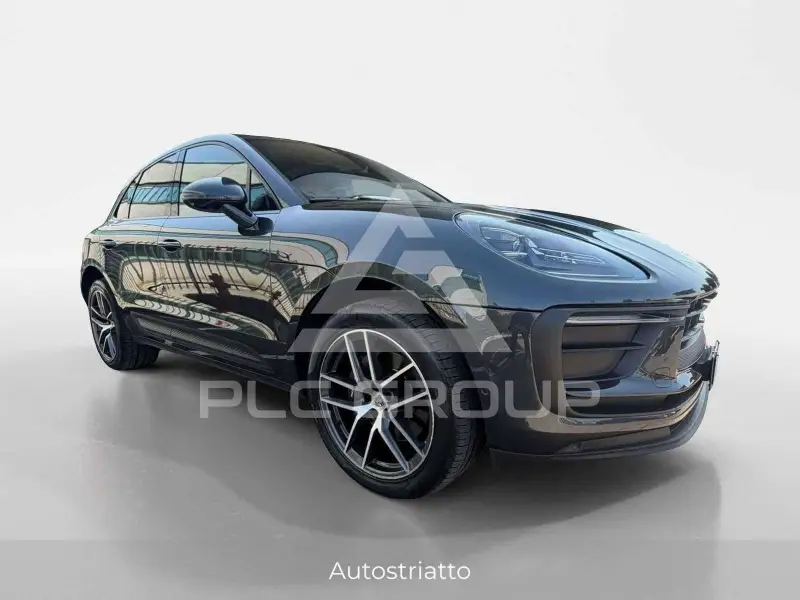 2023 Porsche MACAN