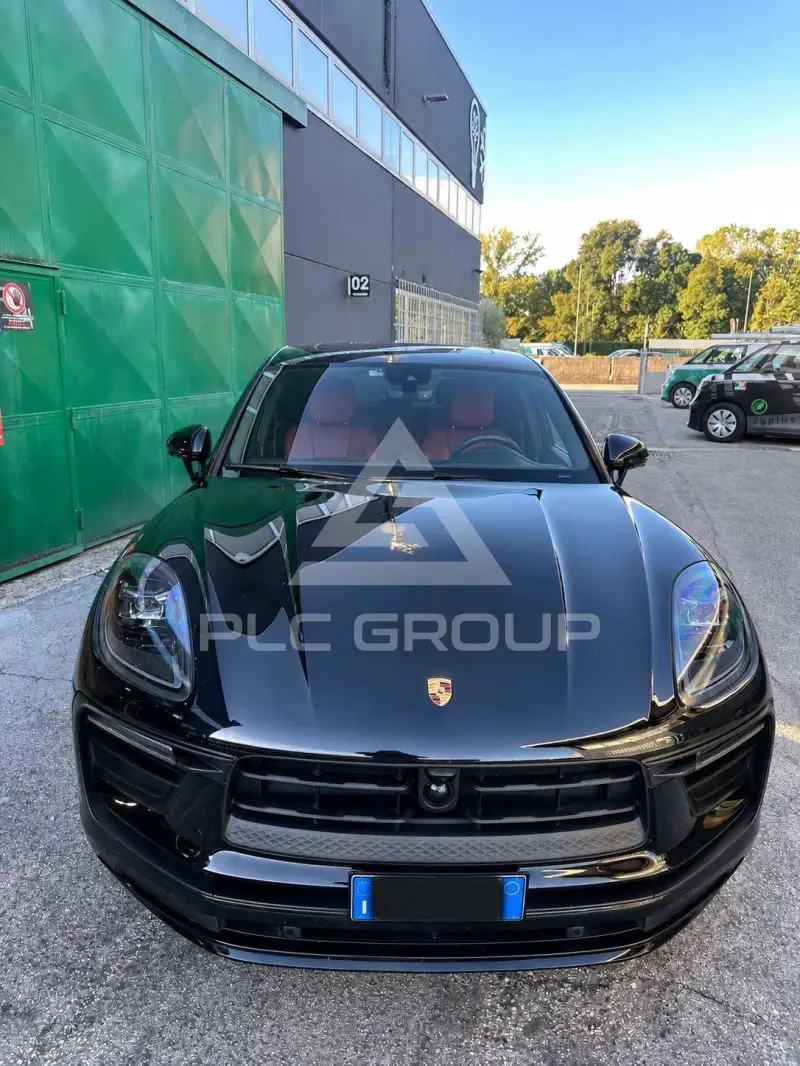 2023 Porsche MACAN