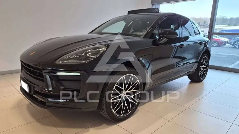 2023 Porsche MACAN