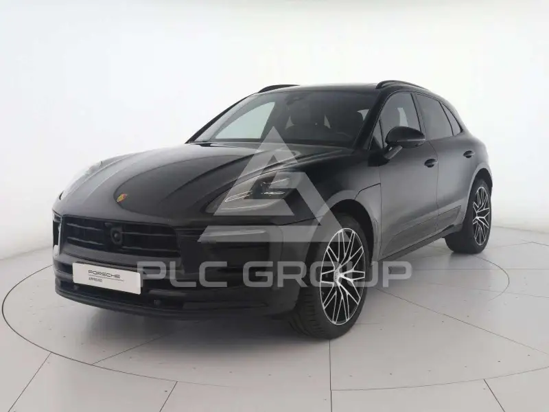 2023 Porsche MACAN