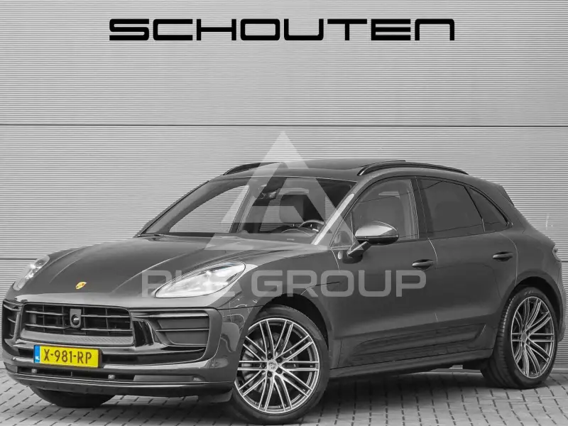 2023 Porsche MACAN