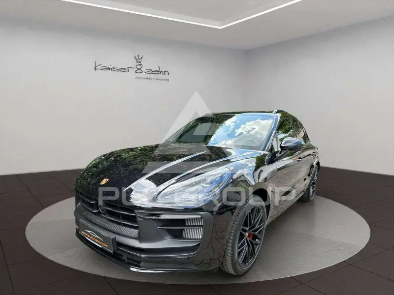 2023 Porsche MACAN