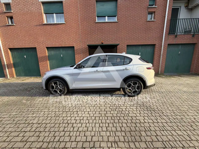 2023 Alfa Romeo Stelvio