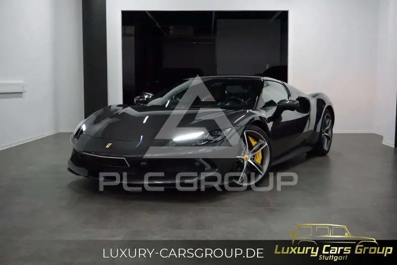 2023 Ferrari 296