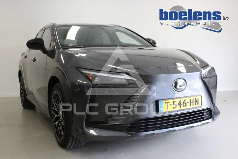 2023 Lexus RZ