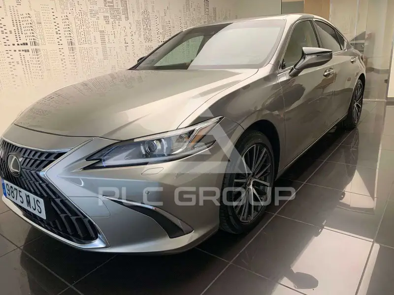 2023 Lexus ES300