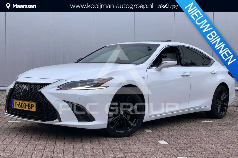 2023 Lexus ES300