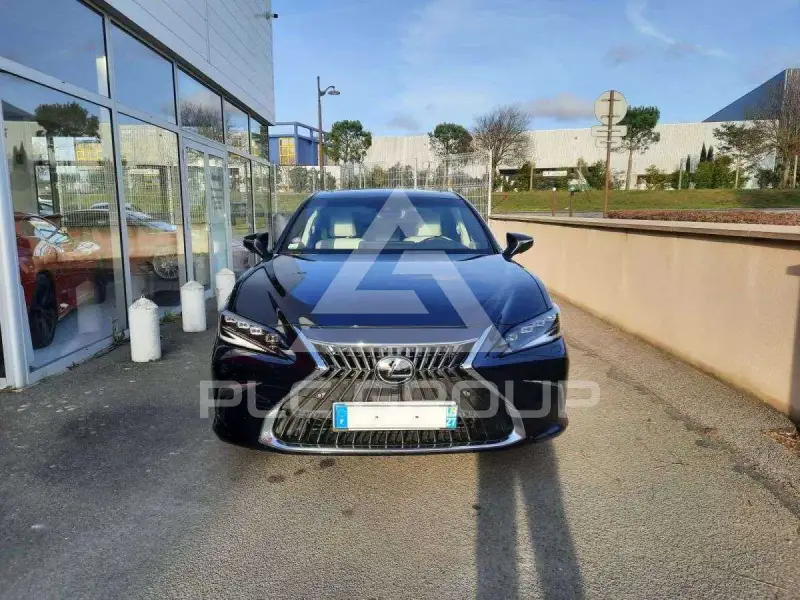 2023 Lexus ES300