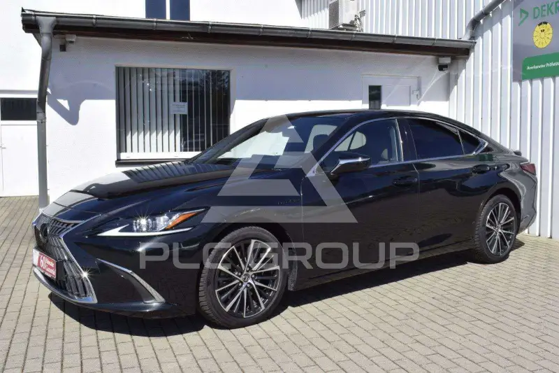2023 Lexus ES300