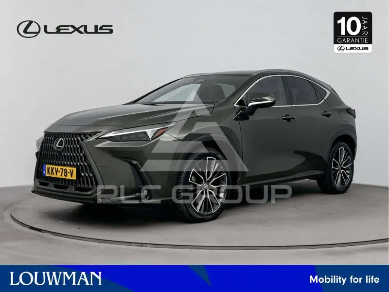 2023 Lexus NX450