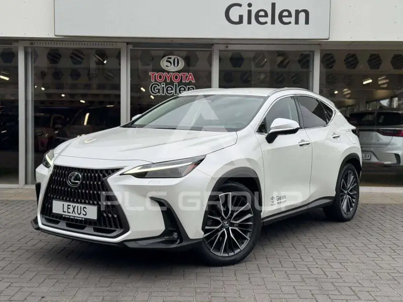 2023 Lexus NX450
