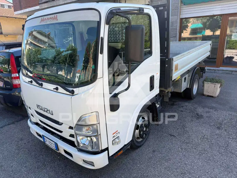 2023 Isuzu Elf / N-Series