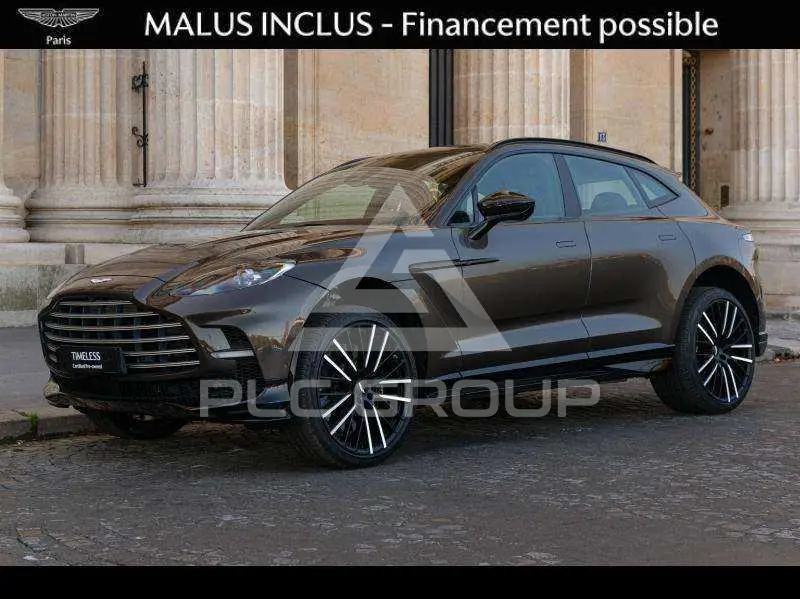 2025 Aston Martin DBX