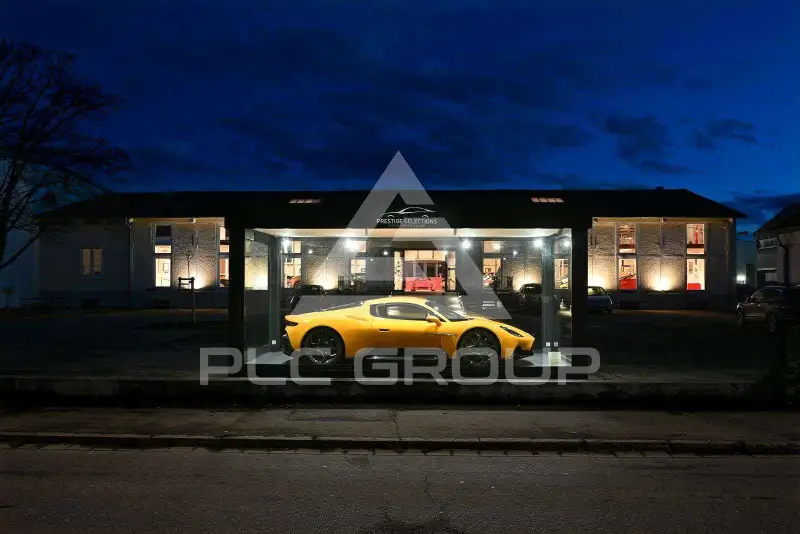 2023 Aston Martin DBX