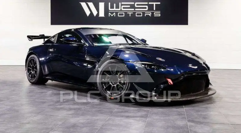 2023 Aston Martin V8