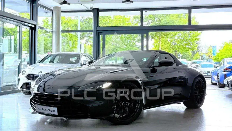2023 Aston Martin V8