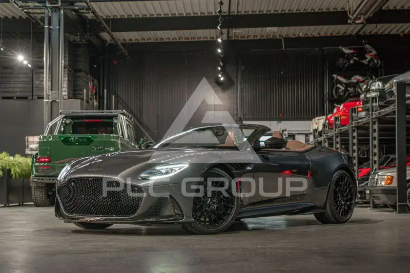 2023 Aston Martin DBS